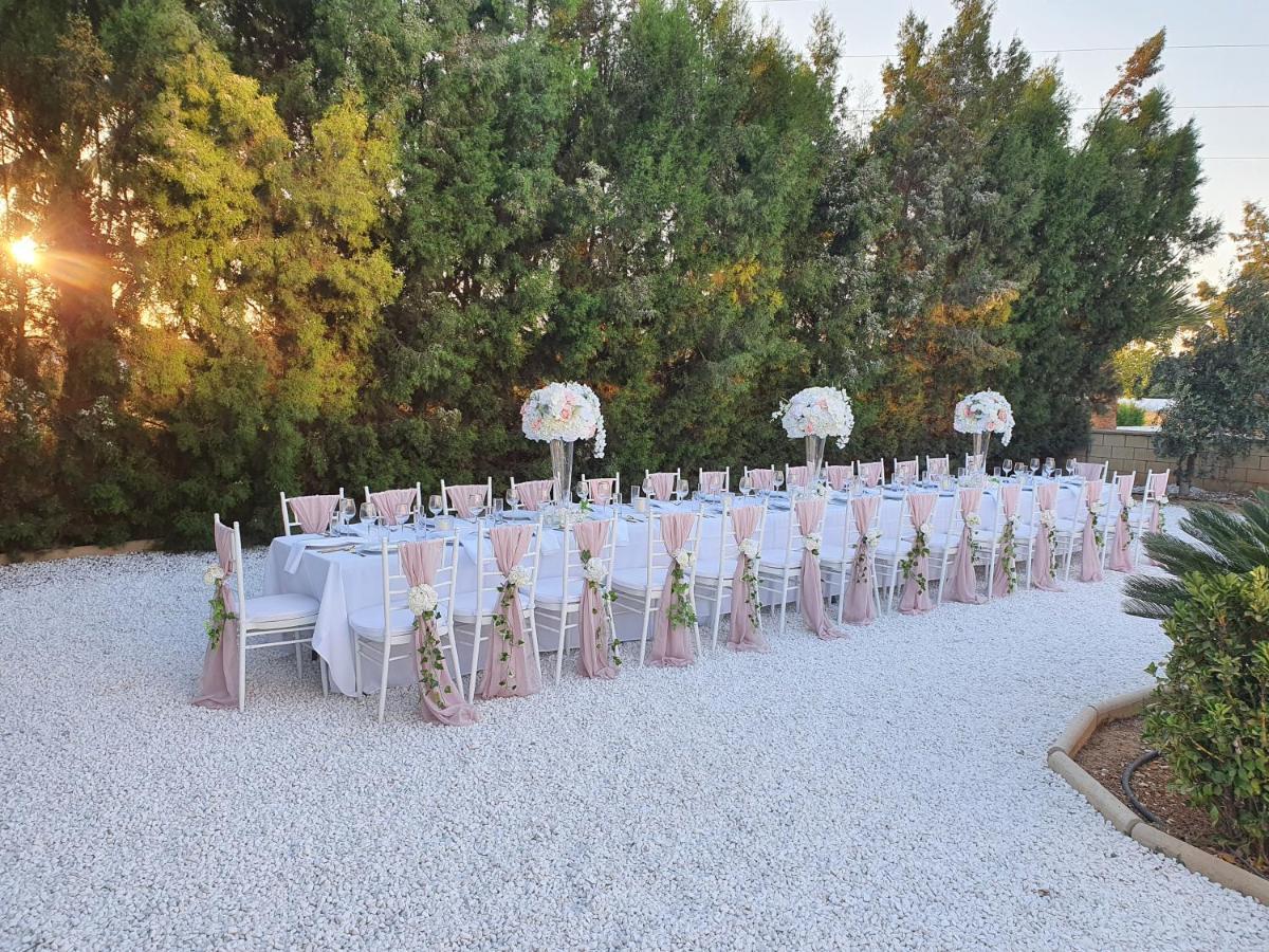 Larnaca Mansion Ideal For 3 Families Or More Экстерьер фото