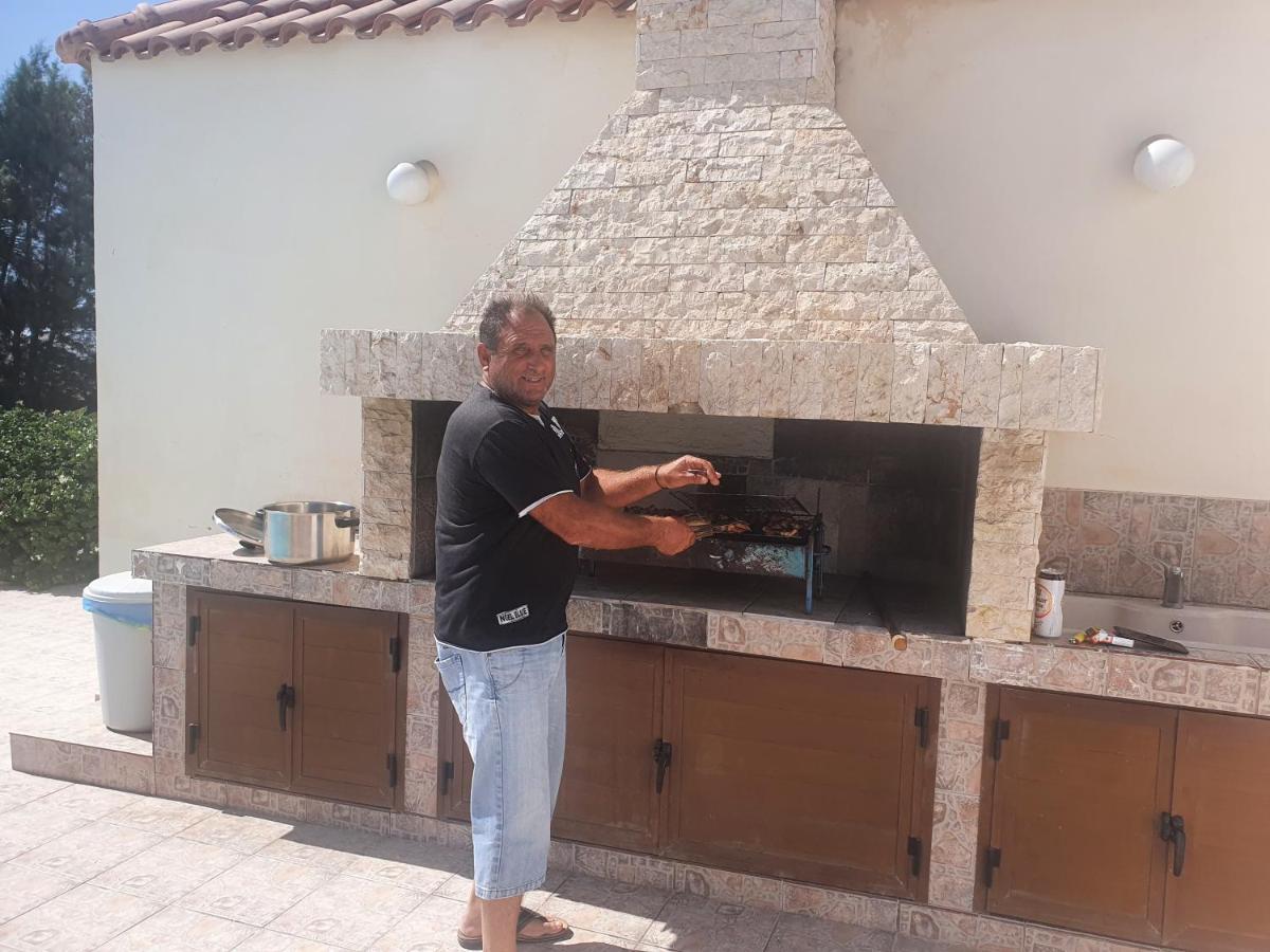 Larnaca Mansion Ideal For 3 Families Or More Экстерьер фото