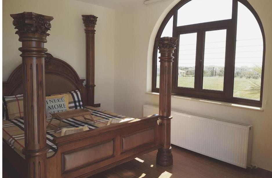 Larnaca Mansion Ideal For 3 Families Or More Экстерьер фото