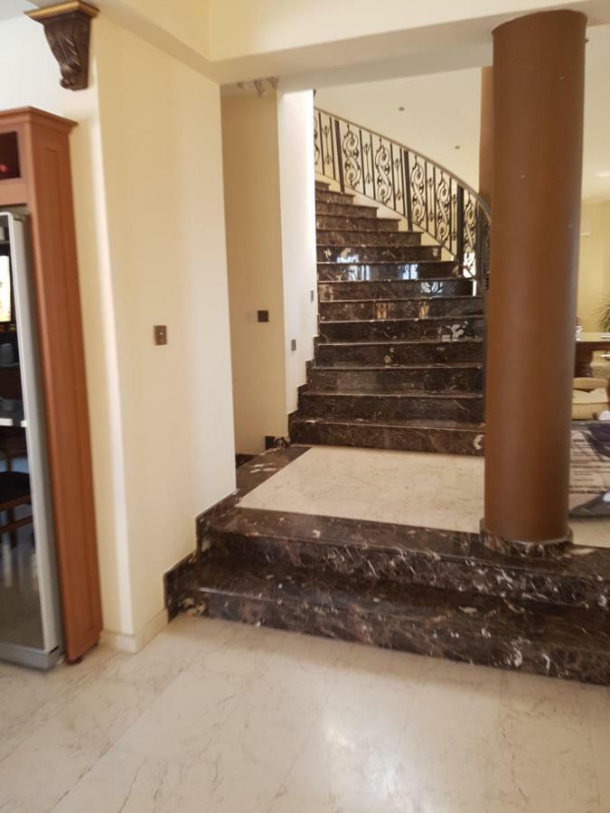 Larnaca Mansion Ideal For 3 Families Or More Экстерьер фото