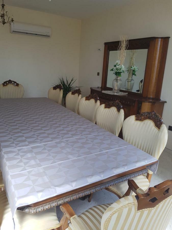 Larnaca Mansion Ideal For 3 Families Or More Экстерьер фото