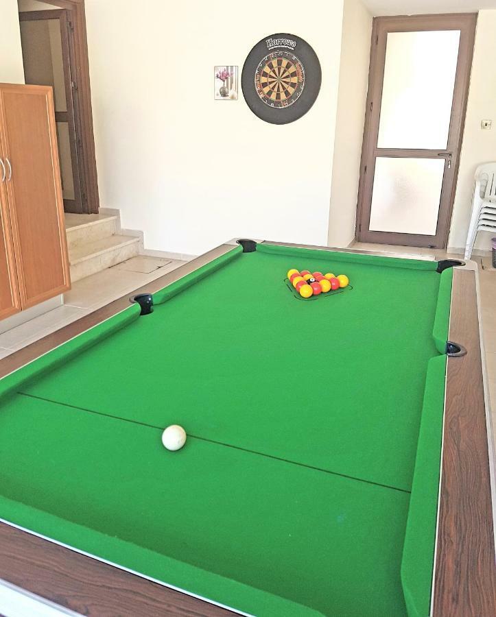 Larnaca Mansion Ideal For 3 Families Or More Экстерьер фото